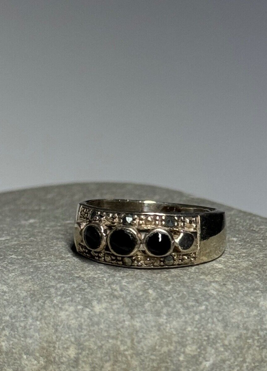 925 Sterling Silver Onyx Ring Size 5