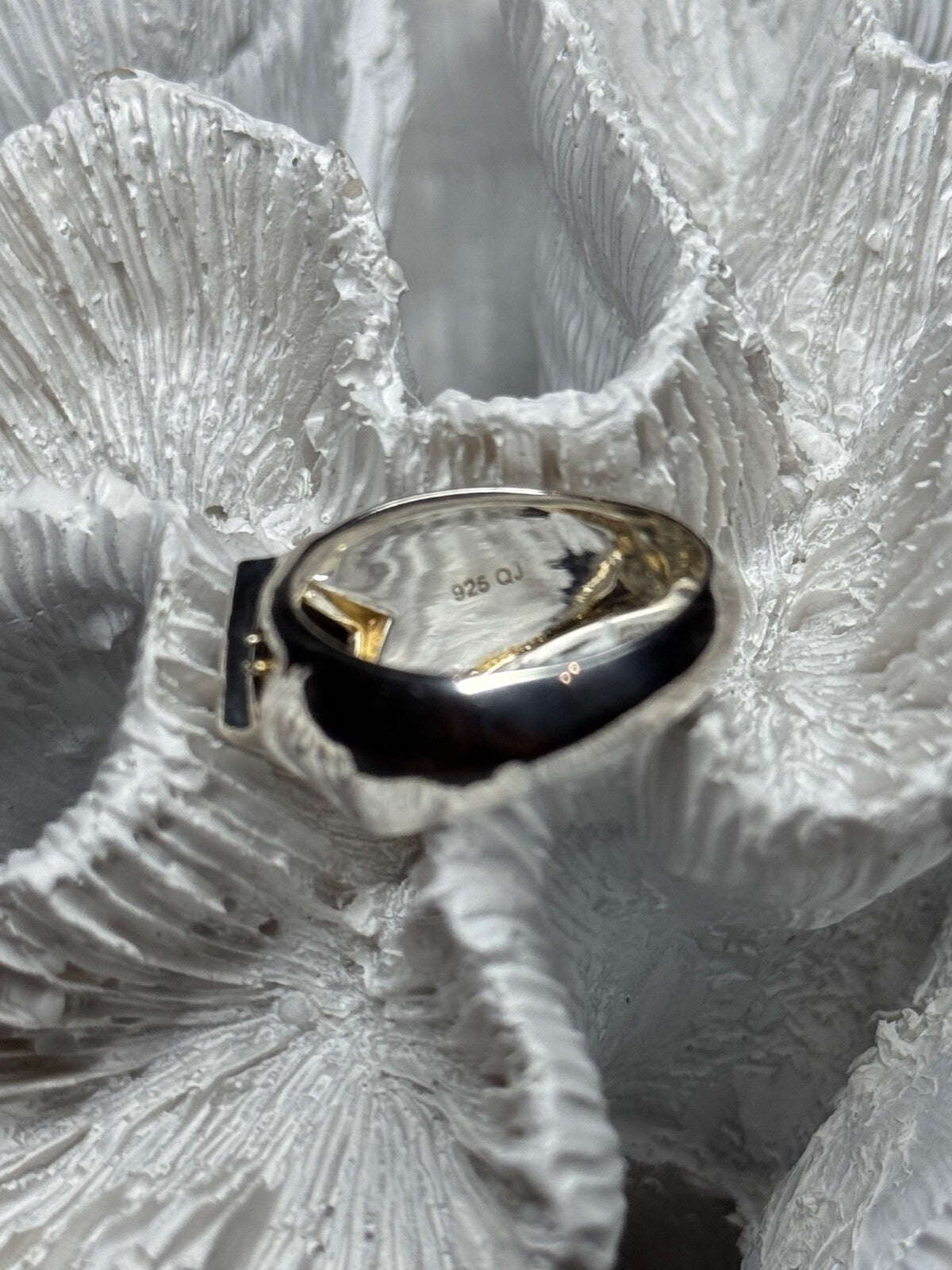 925 Sterling Silver Black Enamel & Black Diamonds Men'S Ring Size 8.3