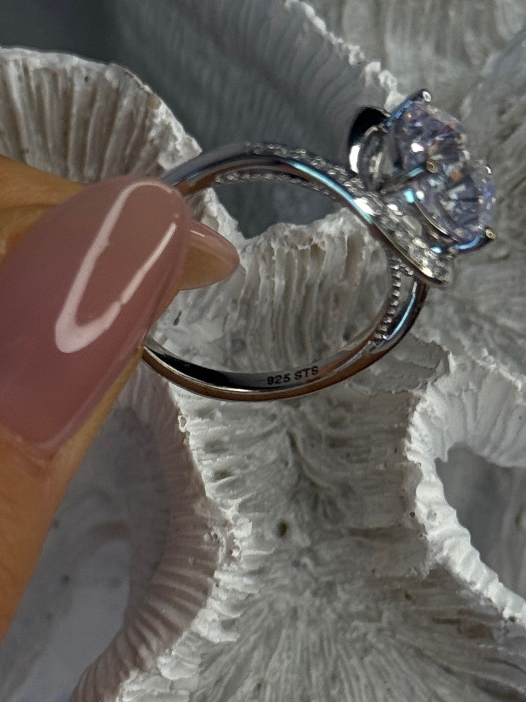Shiny 925 Sterling Silver Cz Ring Size 8