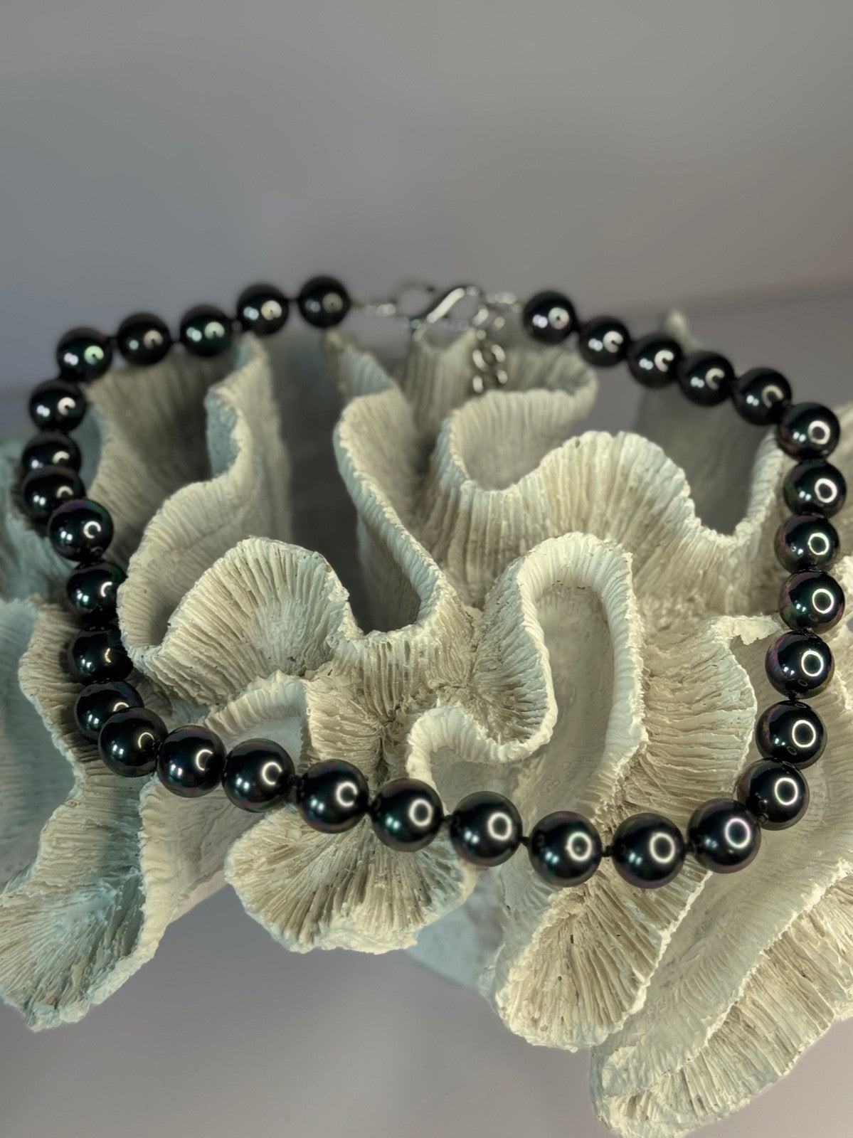 Aesthetic 925 Sterling Silver South Sea Shell Pearls Necklace Length 18 Inch