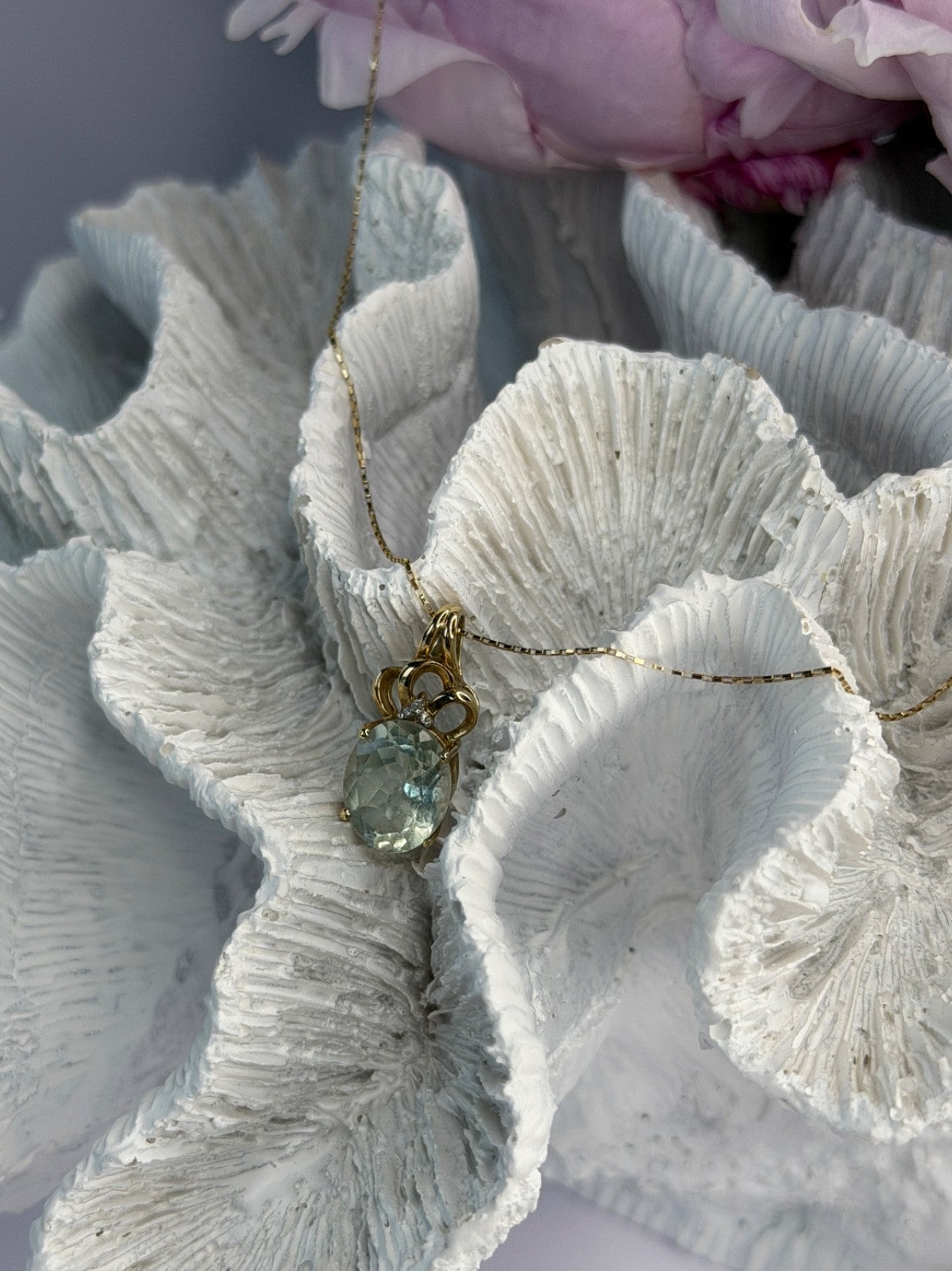 10K Yellow Gold Prasiolite & Diamond Necklace Length 18 Inch