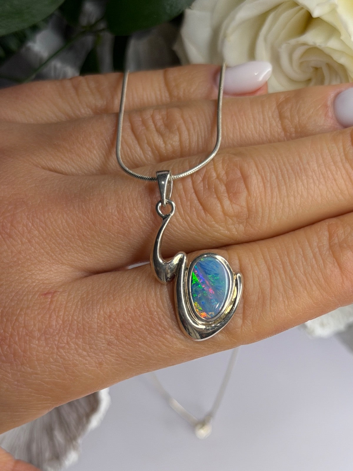 Italy 925 Sterling Silver Opal Necklace Length 16 in