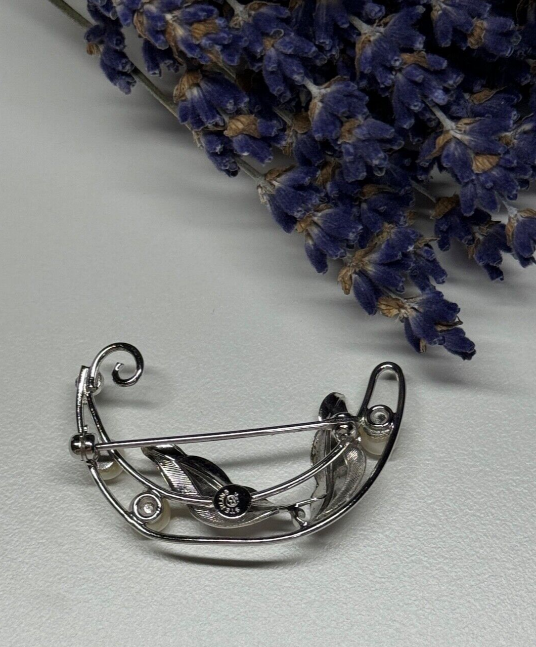 925 Sterling Silver Pearls Brooch