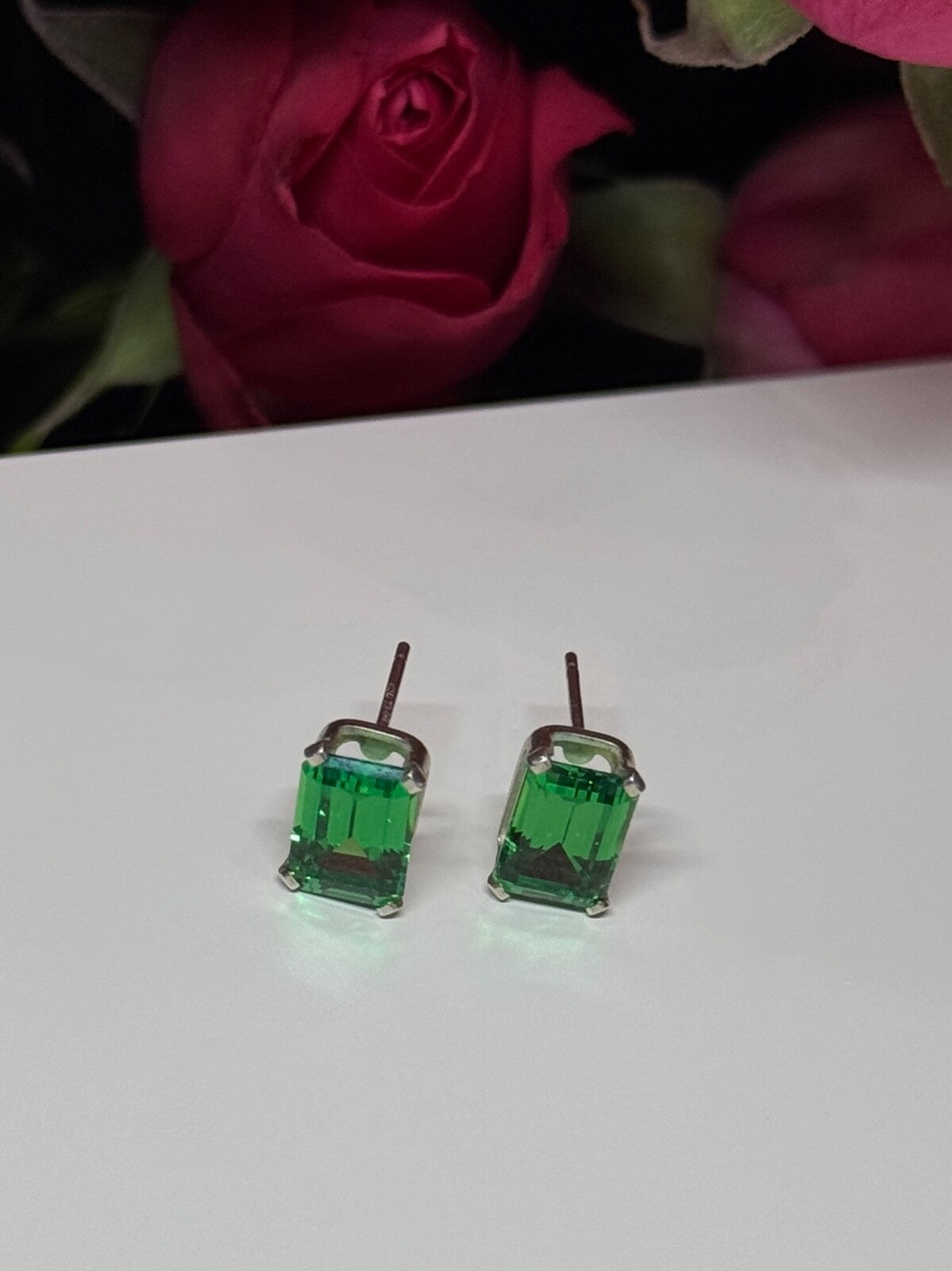 925 Sterling Silver Green Peridot Earrings Length 8 Mm