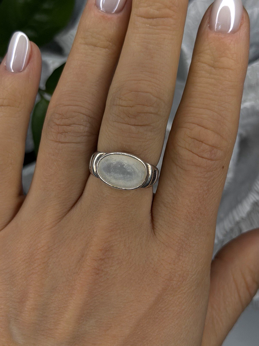 925 Sterling Silver White Abalone Mother of Pearl Ring Size 7