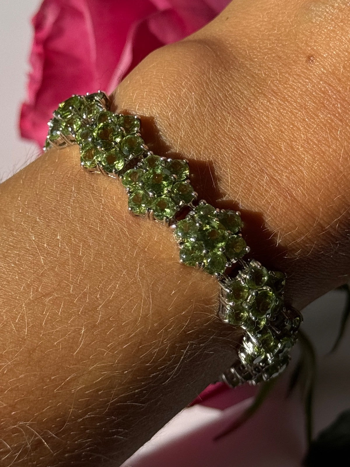 925 Sterling Silver Peridot Flower Bracelet 7.5 Inch