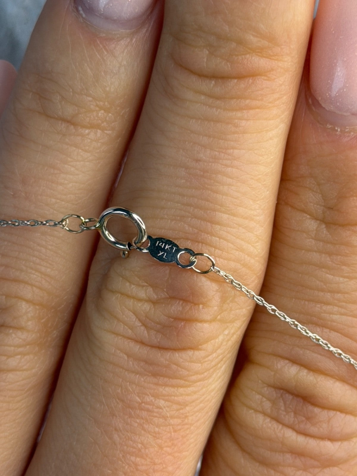 Elegant 14K White Gold Diamond 0.25 ct Necklace