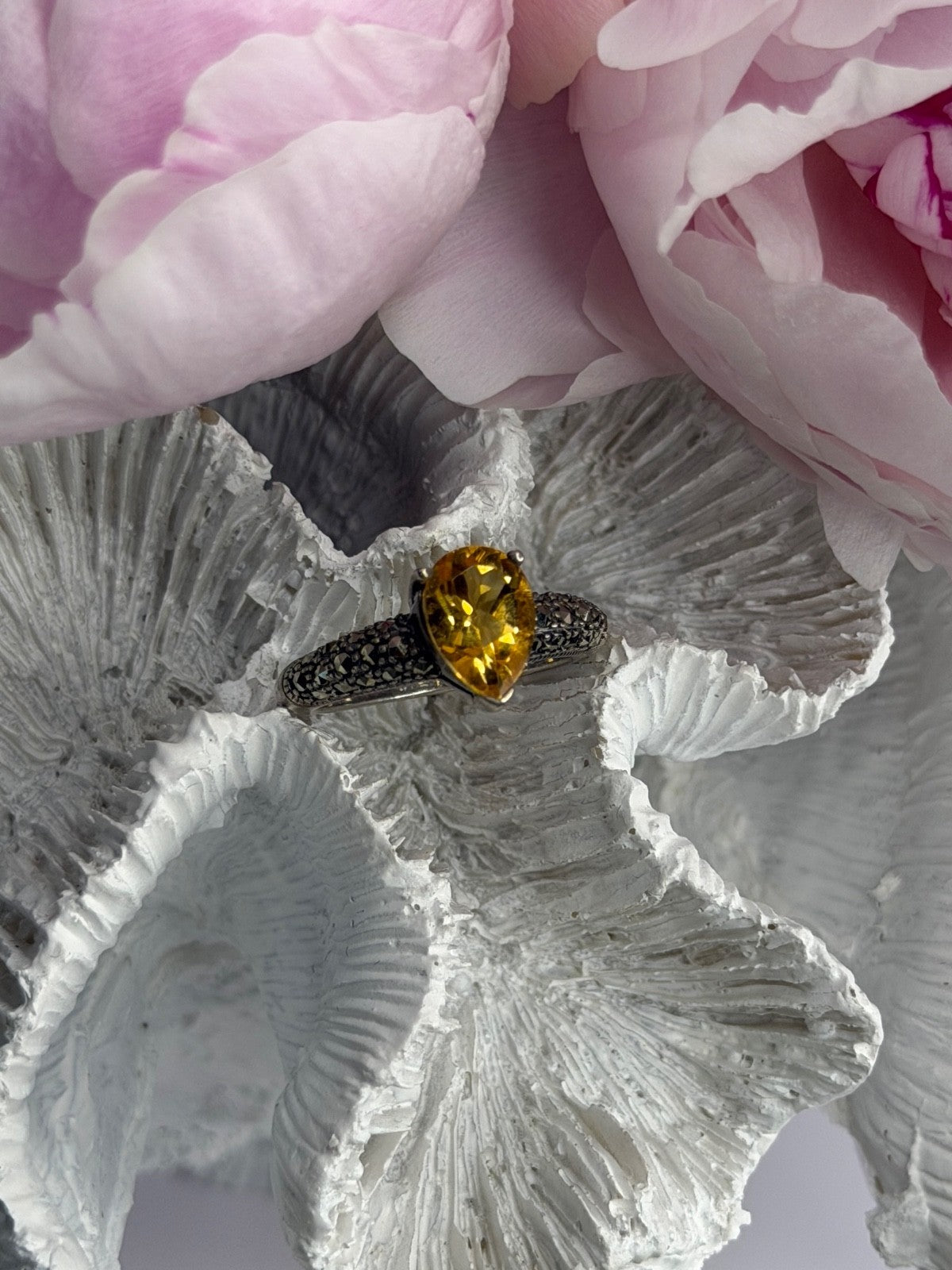 925 Sterling Silver Citrine & Marcasite Ring Size 7