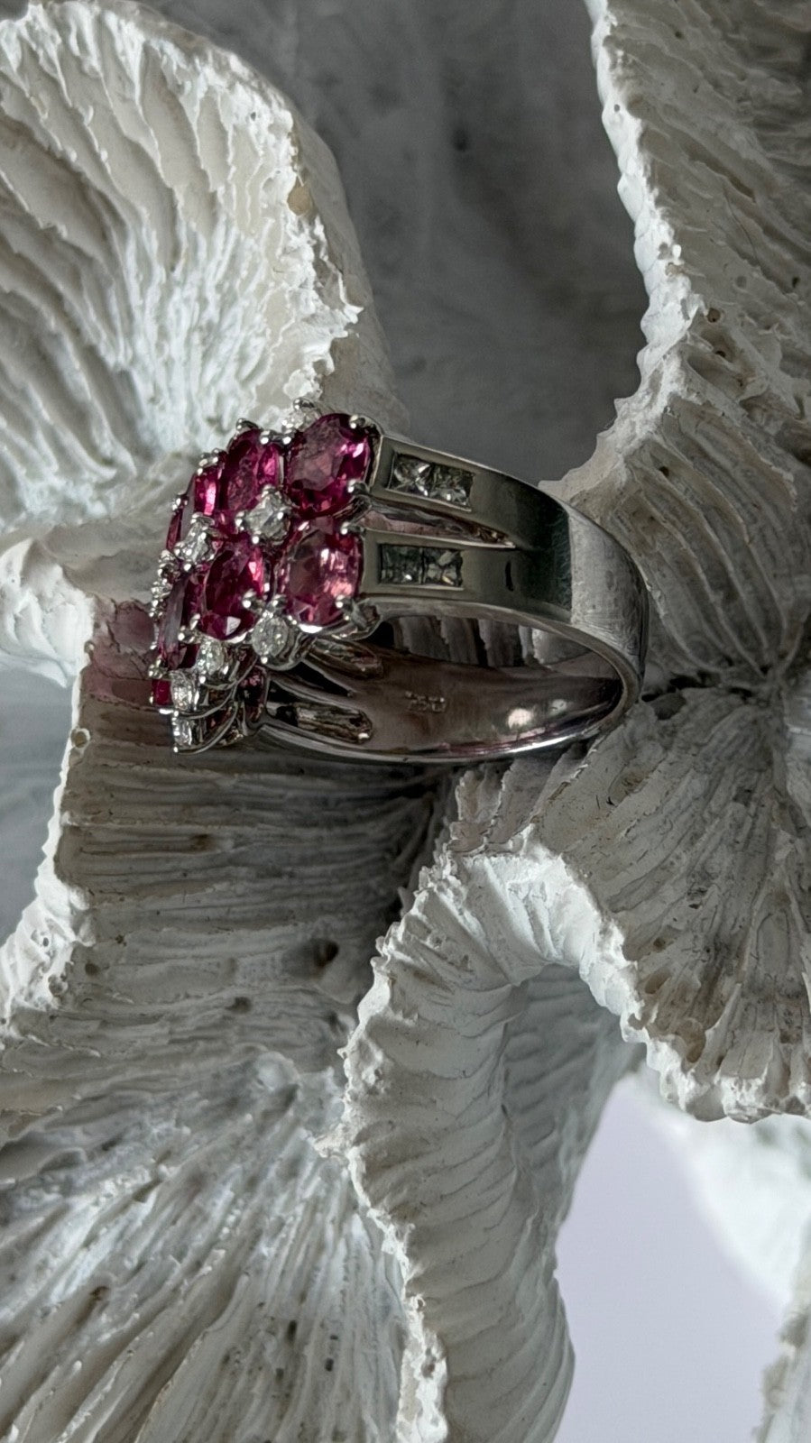 18K 750 White Gold Pink Tourmaline & Diamond Ring Size 6.5