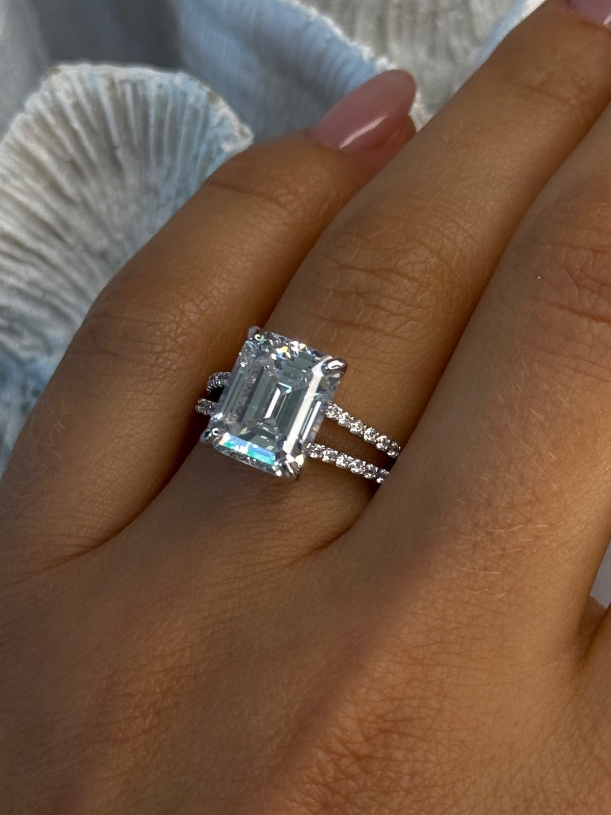 Beautiful 925 Sterling Silver Cz Ring Size 7