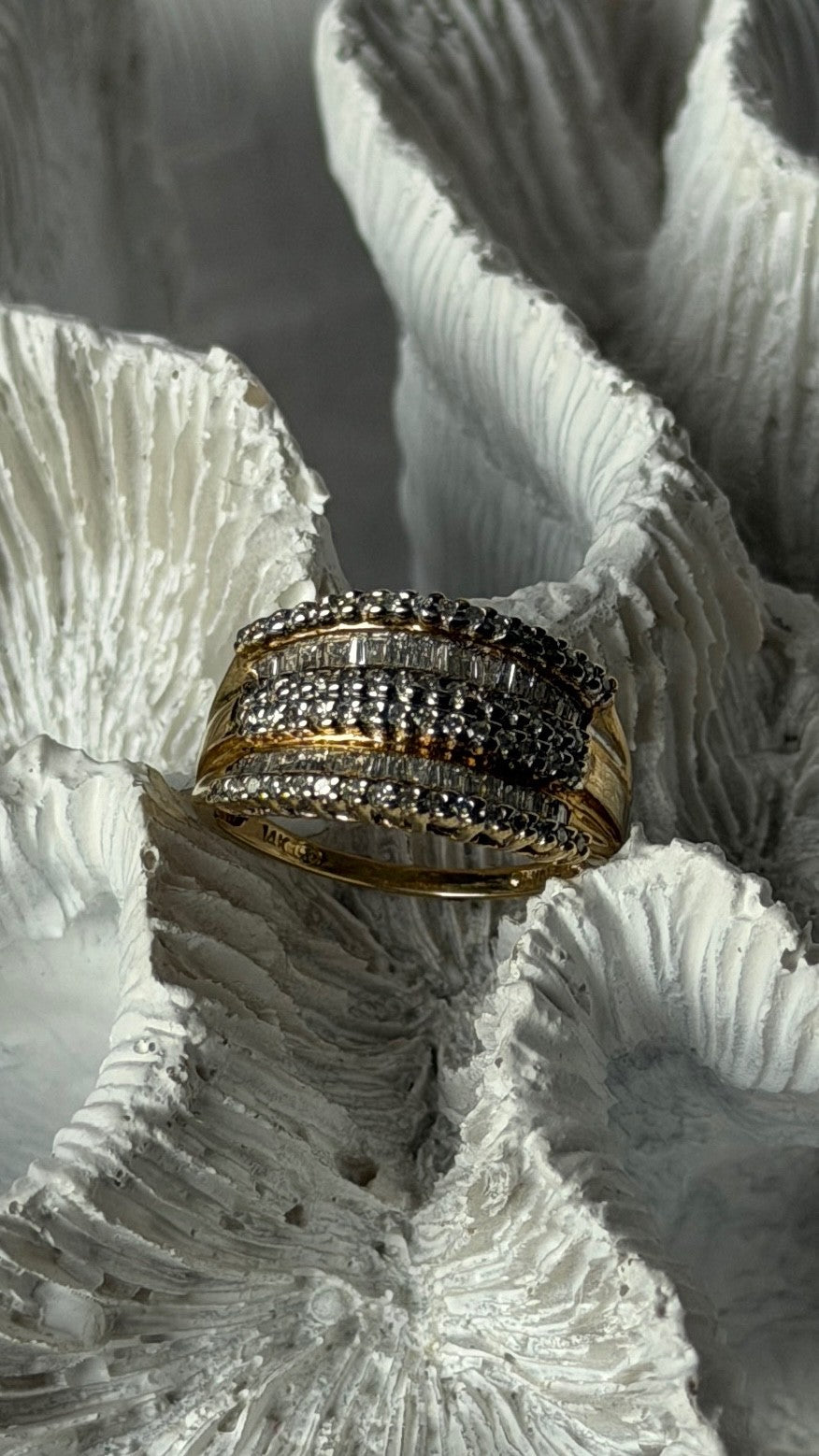 14K Yellow Gold Diamonds 1 carat Ring Size 7