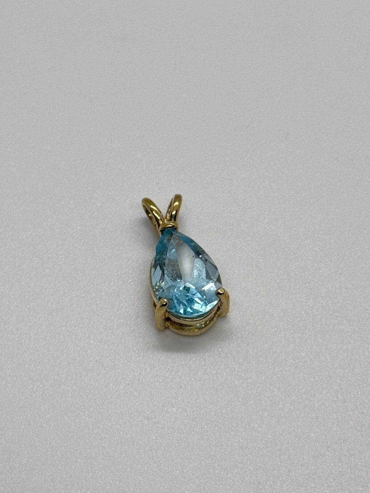 925 Sterling Silver Gold Plated Topaz Pendant Length 21 mm