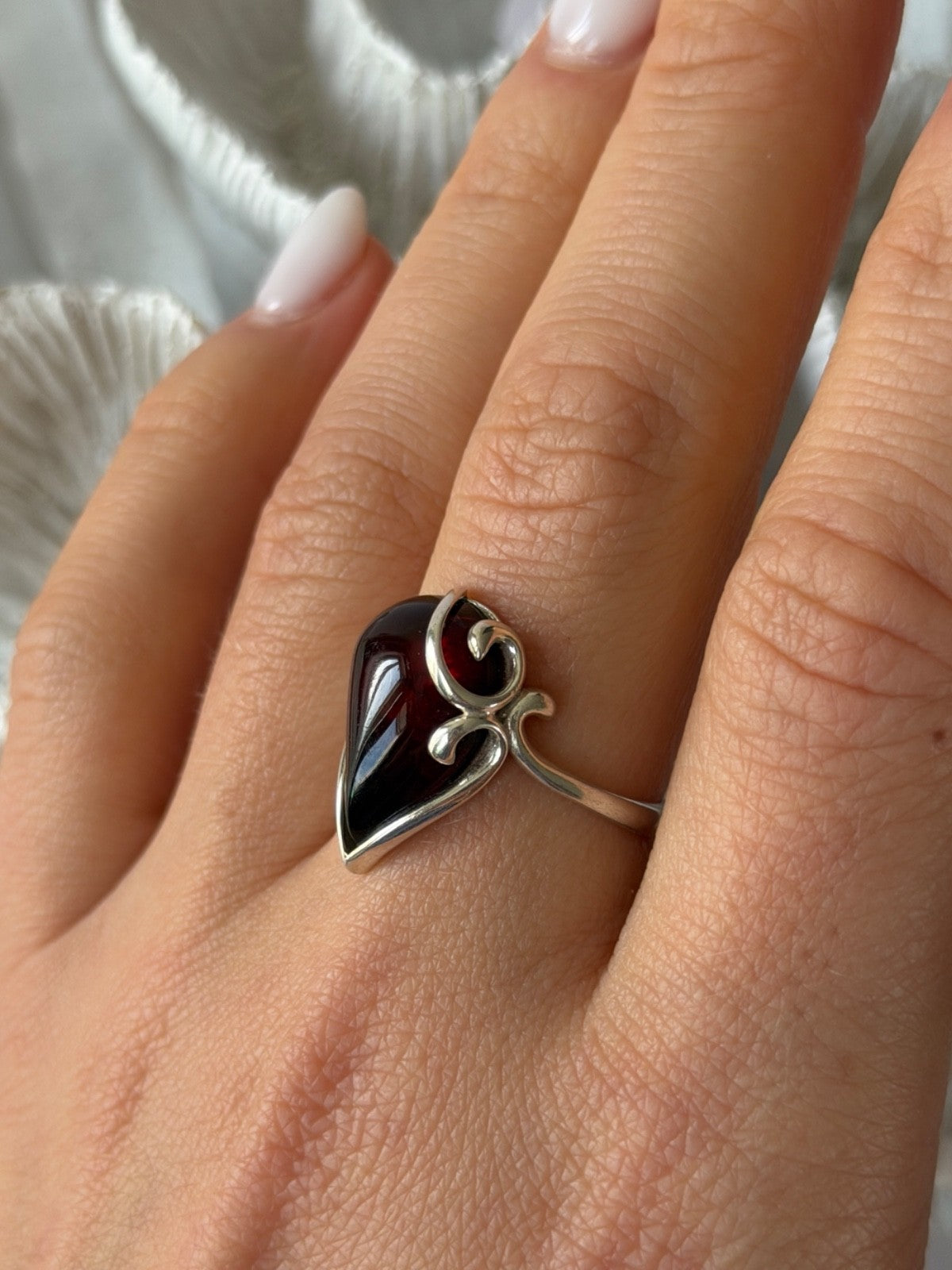 Beautiful Design 925 Sterling Silver Amber Ring Size 9