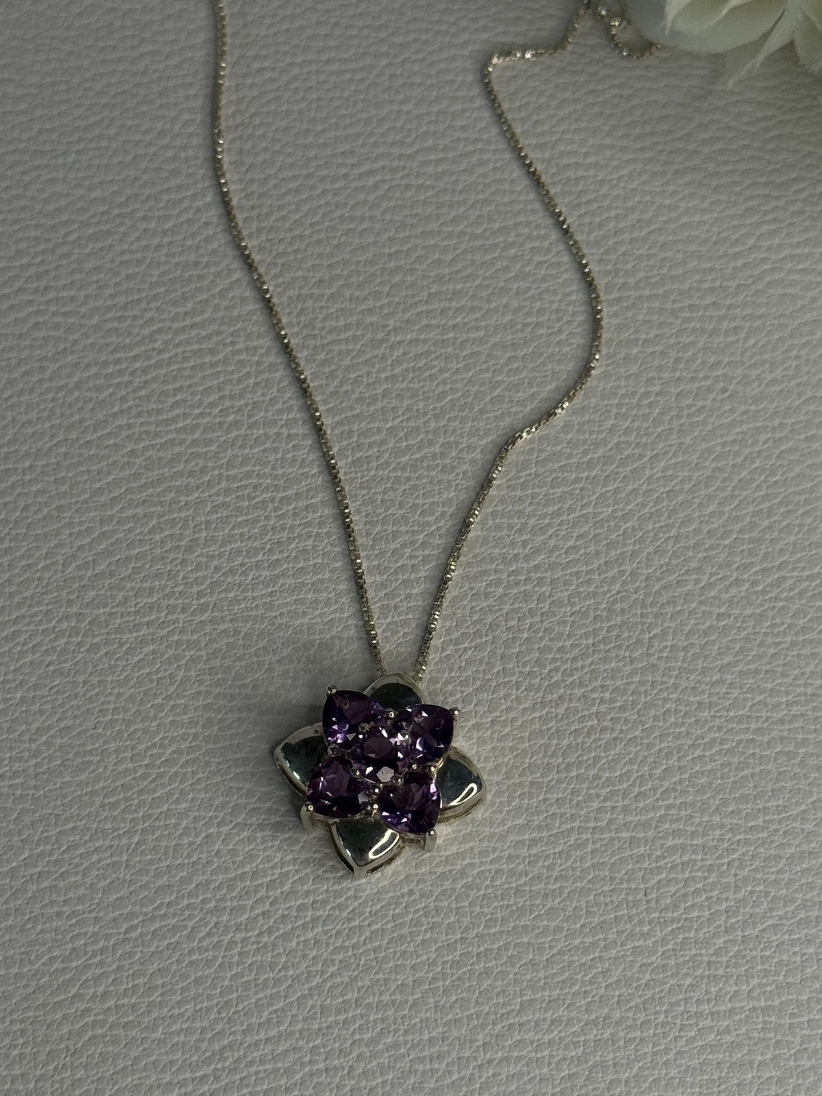 925 Sterling Silver Amethyst Flower Necklace Length 20 Inch