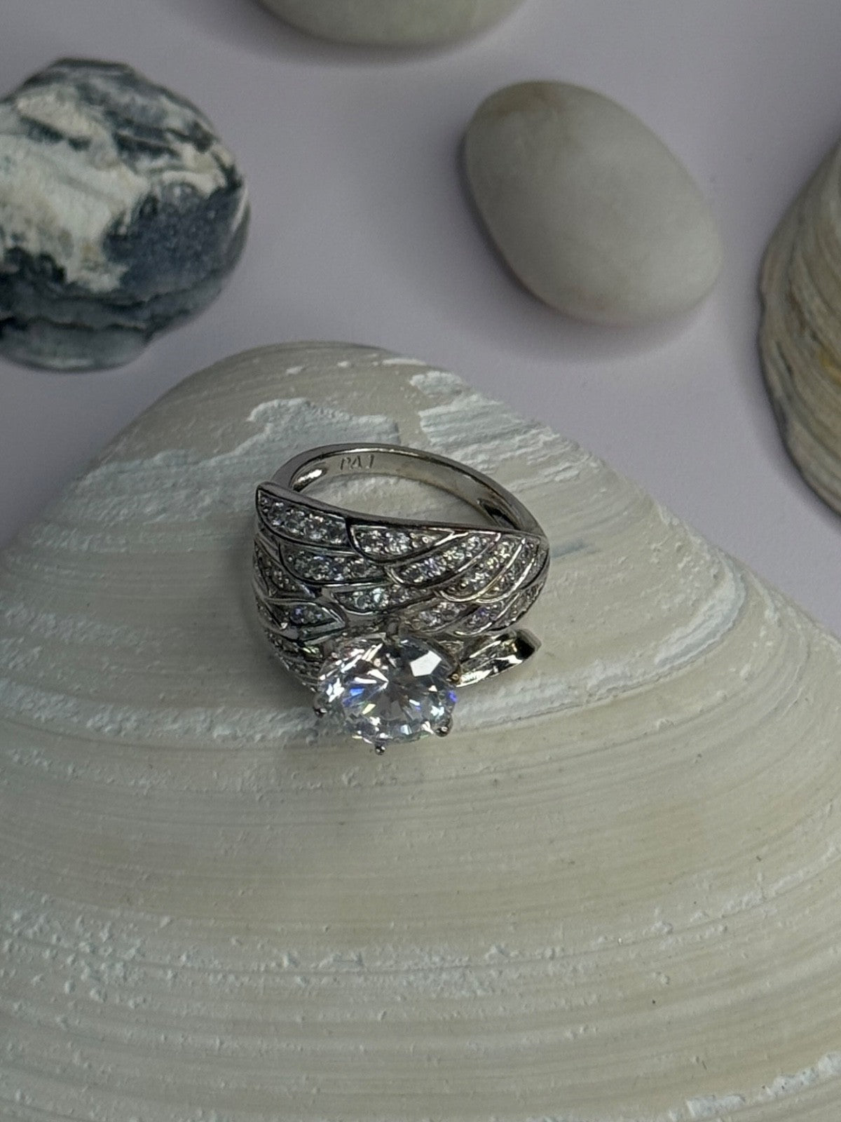 Beautiful Design 925 Sterling Silver Cz Ring Size 5.5
