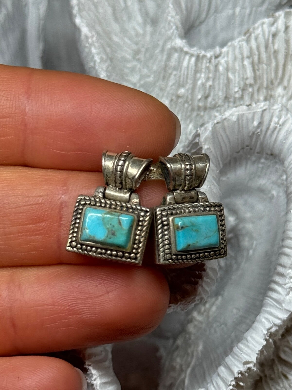 Vintage 925 Sterling Silver Turquoise Earrings Length 0.7 Inch