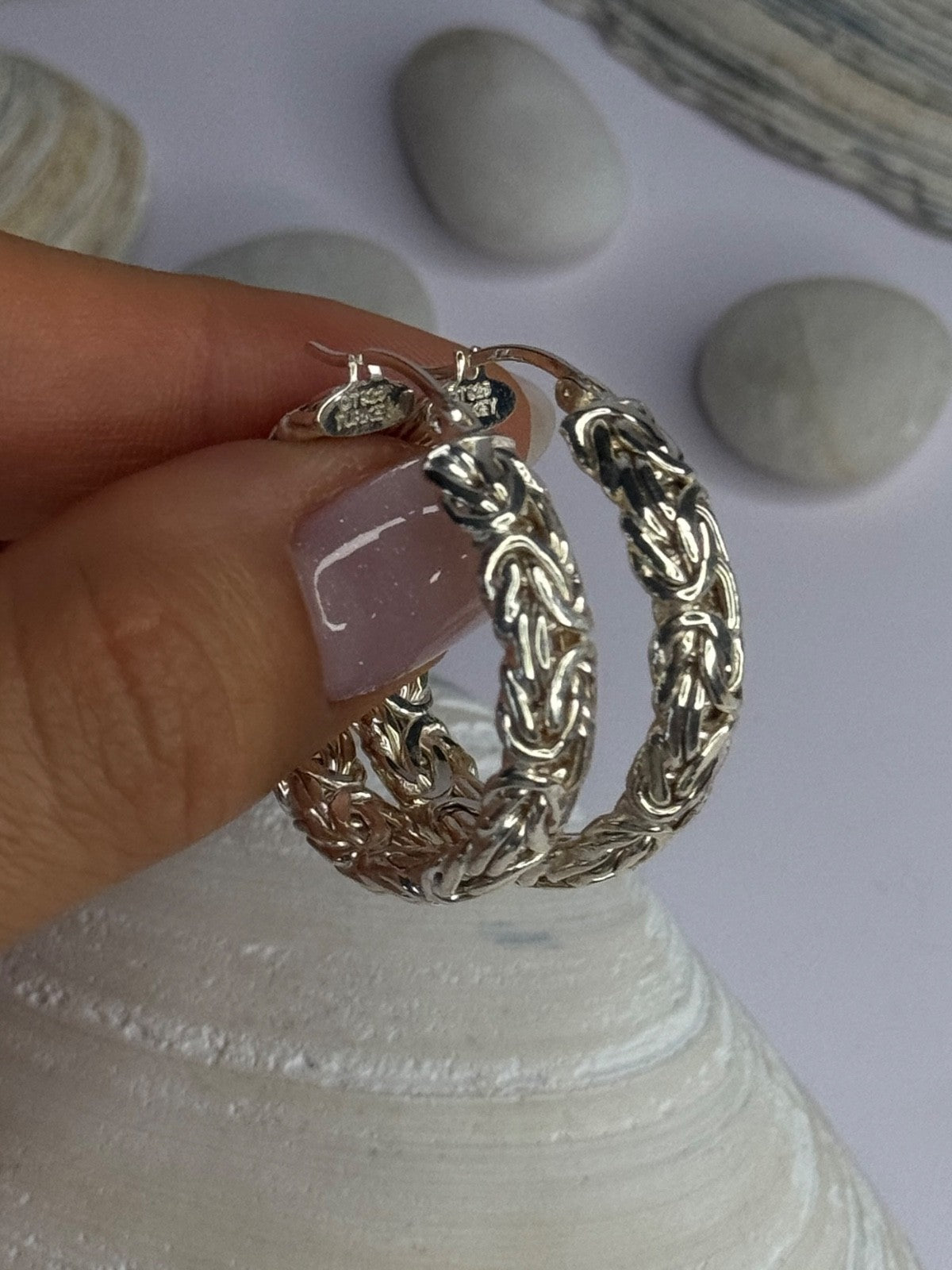 Beautiful Design 925 Sterling Silver Hoop Earrings Length 1.30 Inch