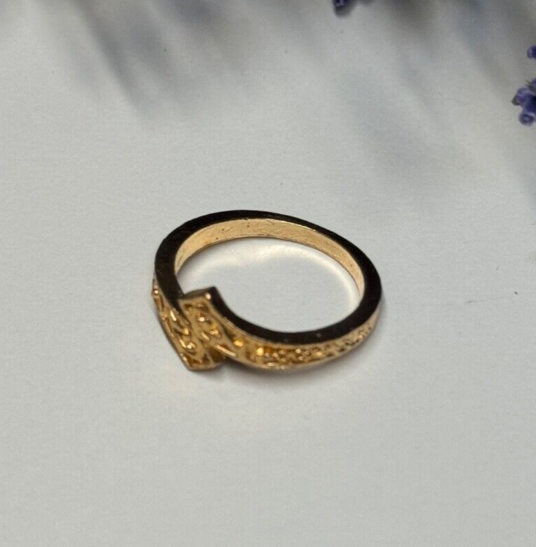 925 Sterling Silver Gold Plated Ring Size 6