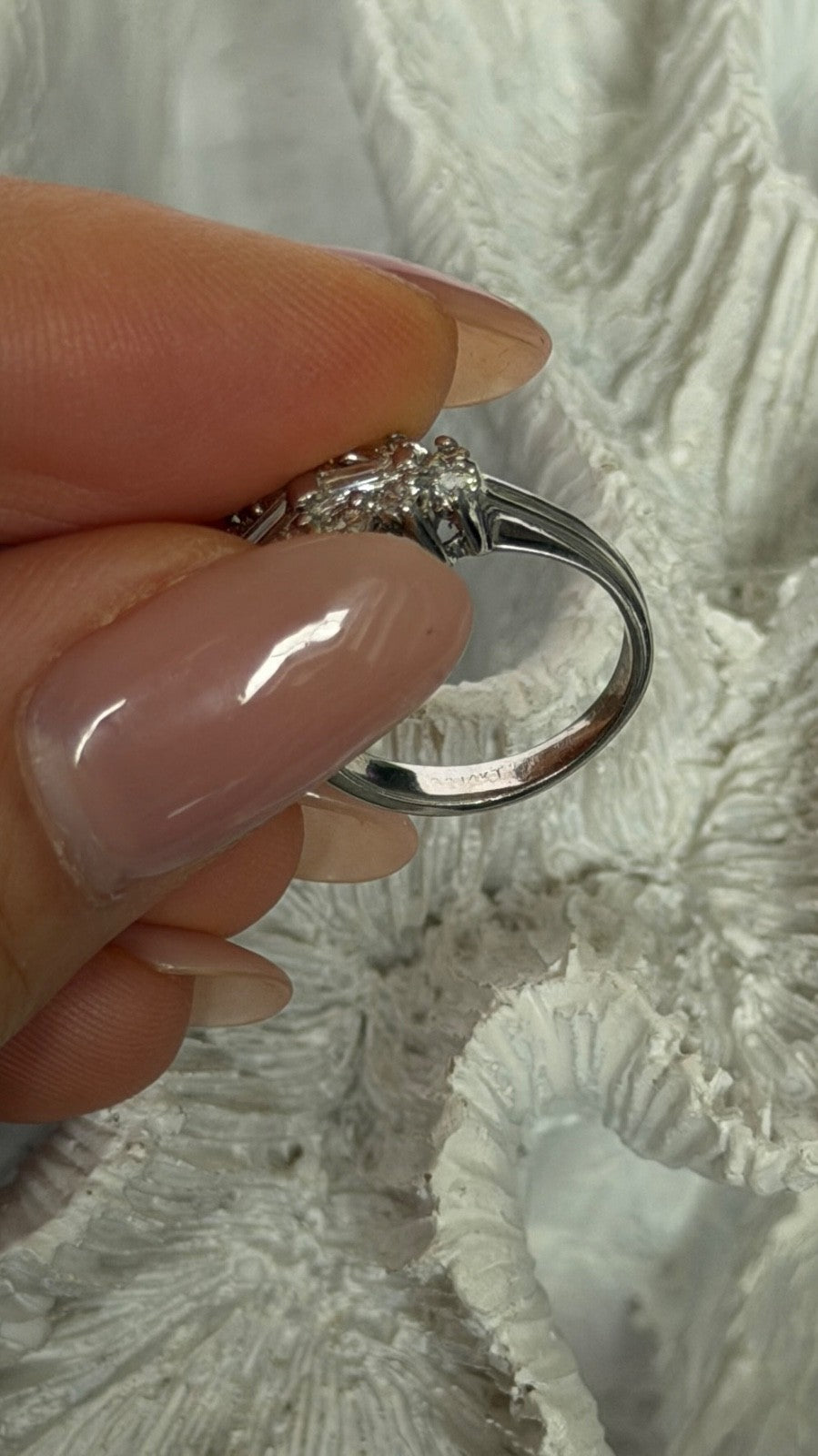 14K White Gold Diamond 0.80 carats Ring Size 4