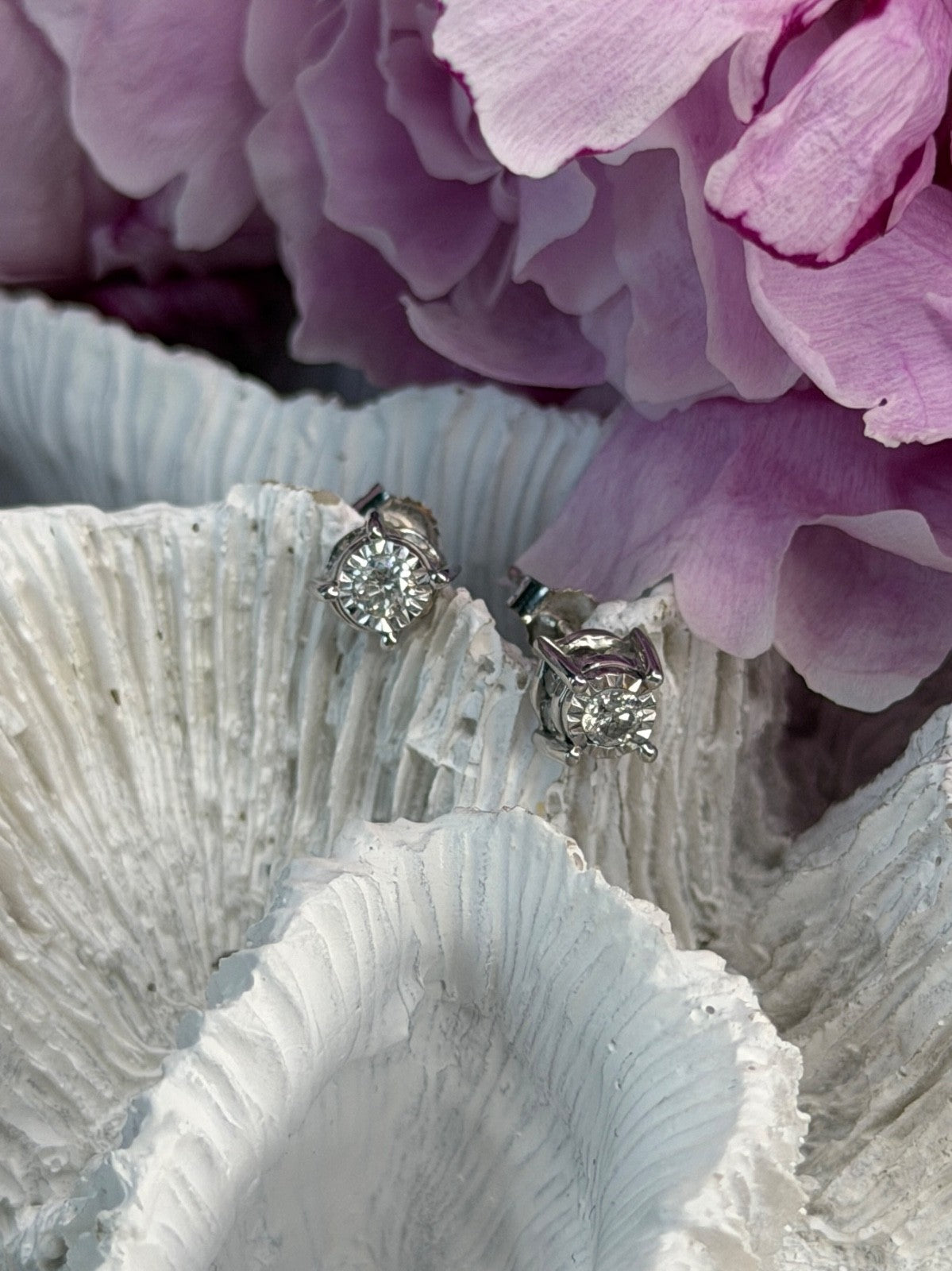 ZEI 14K White Gold Diamond tcw 0.14 ct Stud Earrings