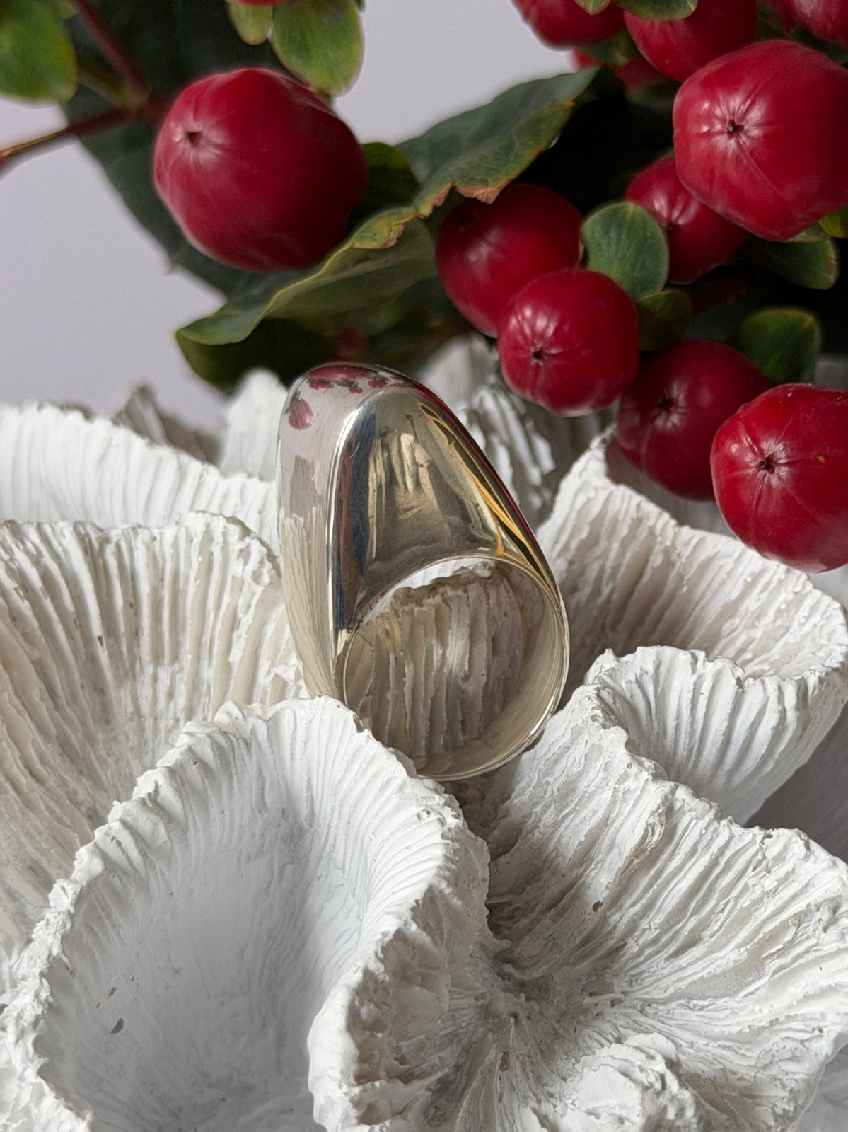 Fashion Design 925 Sterling Silver Ring Size 6