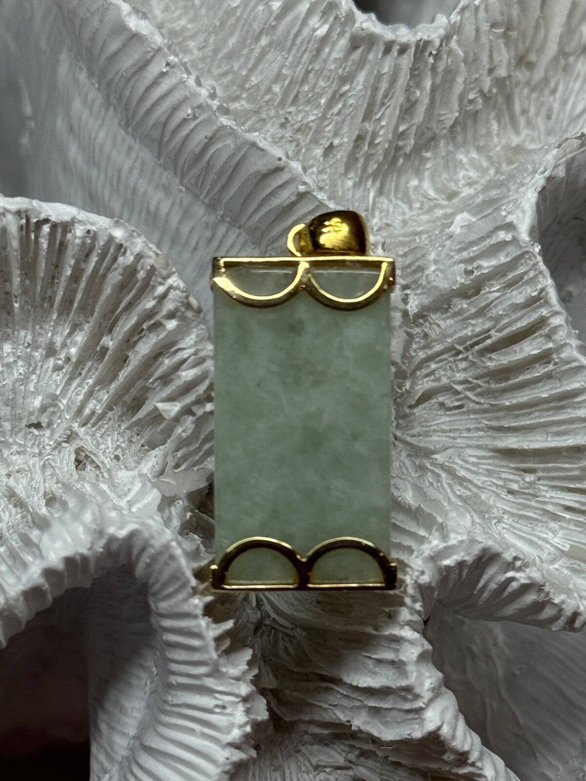 925 Sterling Silver Gold Plated Jadeite Pendant Length 1.5 Inch