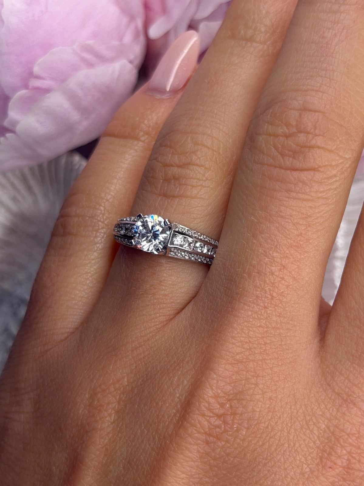 GOC 925 Sterling Silver tcw 1.32 Cz  Ring Size 7