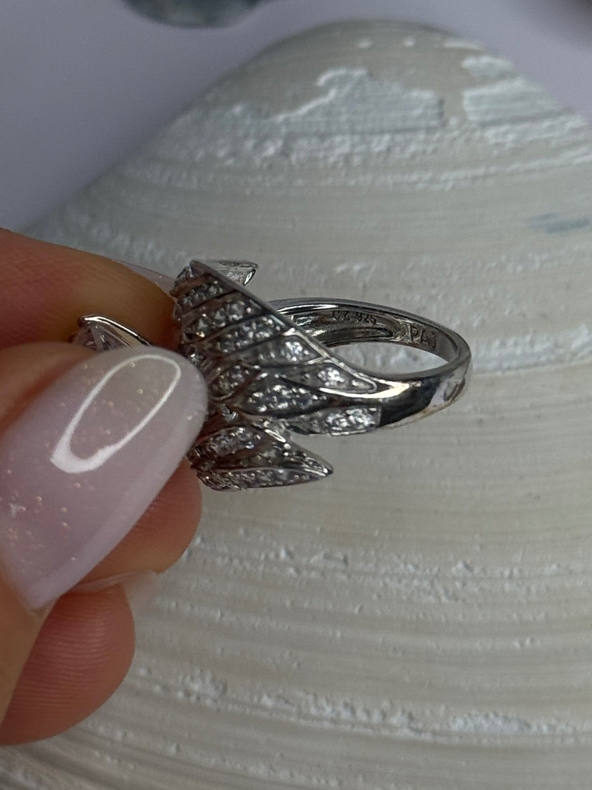 Beautiful Design 925 Sterling Silver Cz Ring Size 5.5