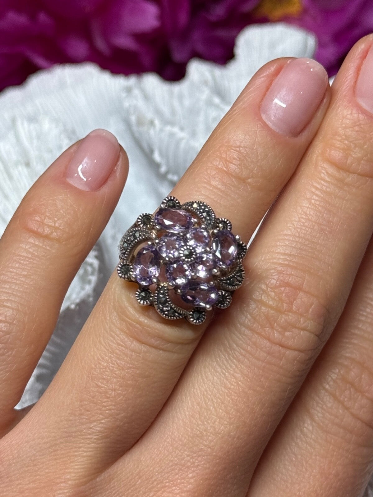 925 Sterling Silver Amethyst & Marcasite Ring Size 5