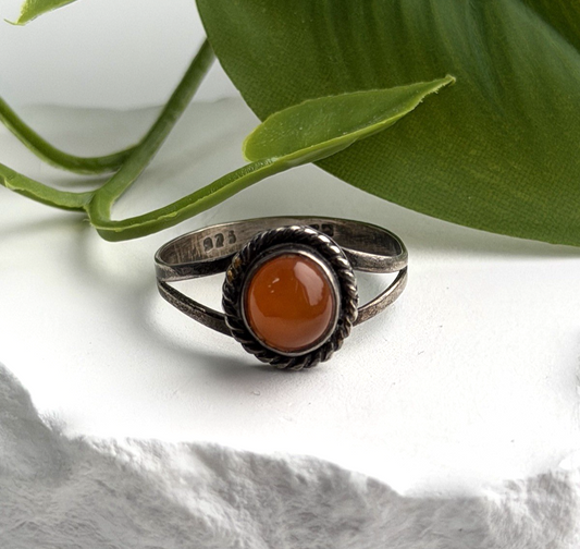 Vintage 925 Sterling Silver Carnelian Ring Size 9.5