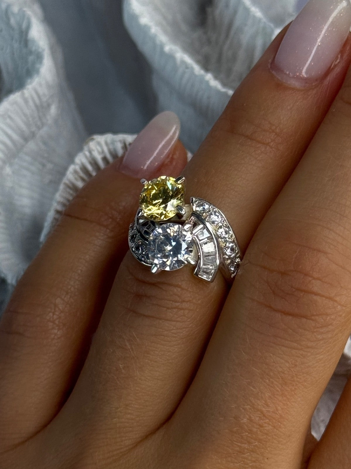 925 Sterling Silver Yellow & White Cz Ring Size 6