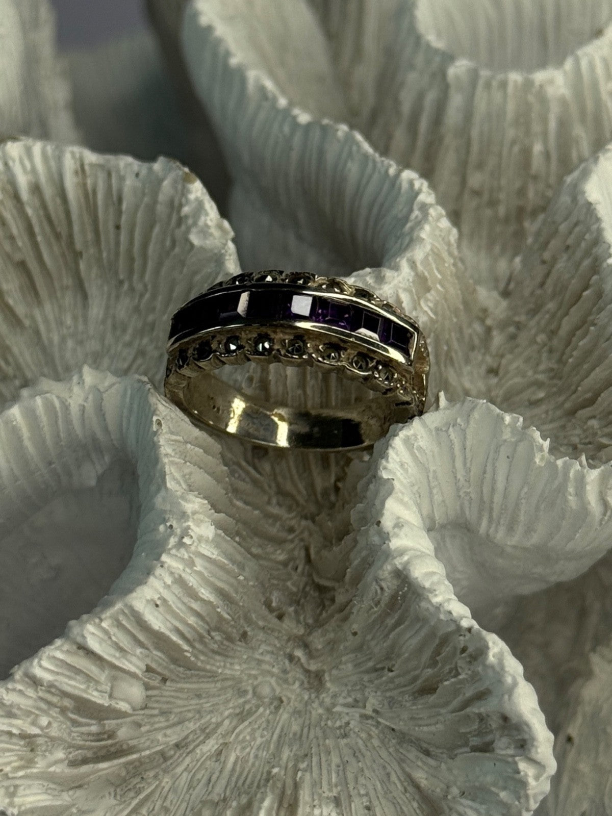 925 Sterling Silver Amethyst & Marcasite Ring Size 6