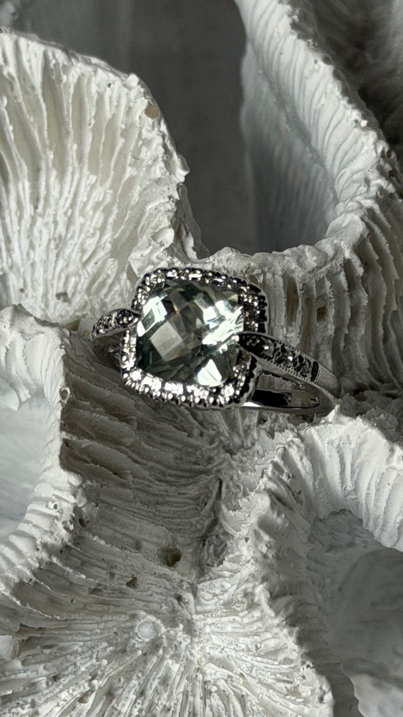 14K 585 White Gold Prasiolite Green Amethyst & Diamond Ring Size 6