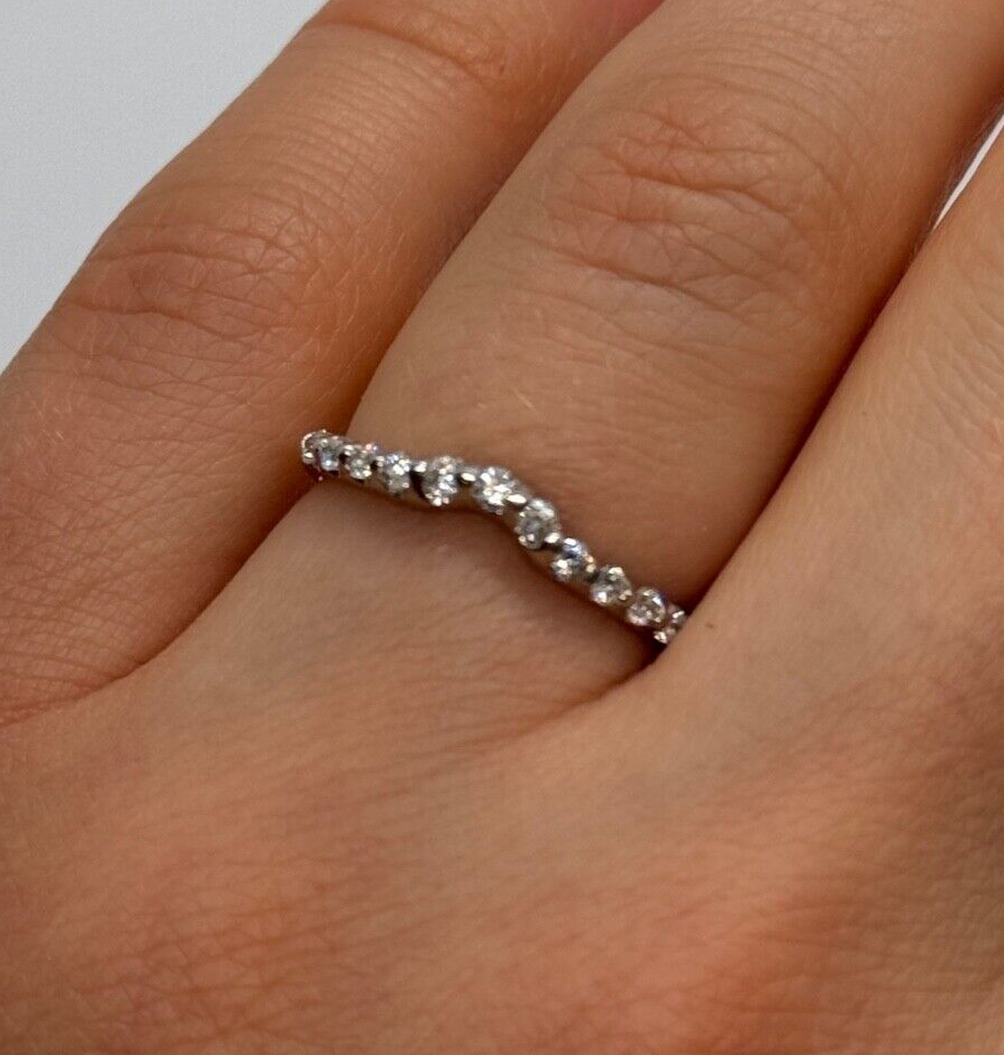 18K White Gold Diamonds Ring Size 6