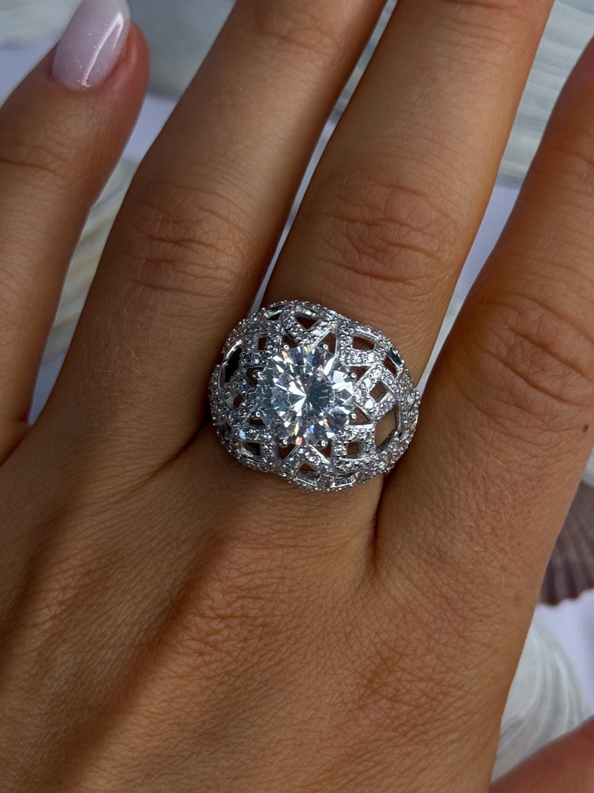 Shiny 925 Sterling Silver Cz Ring Size 9