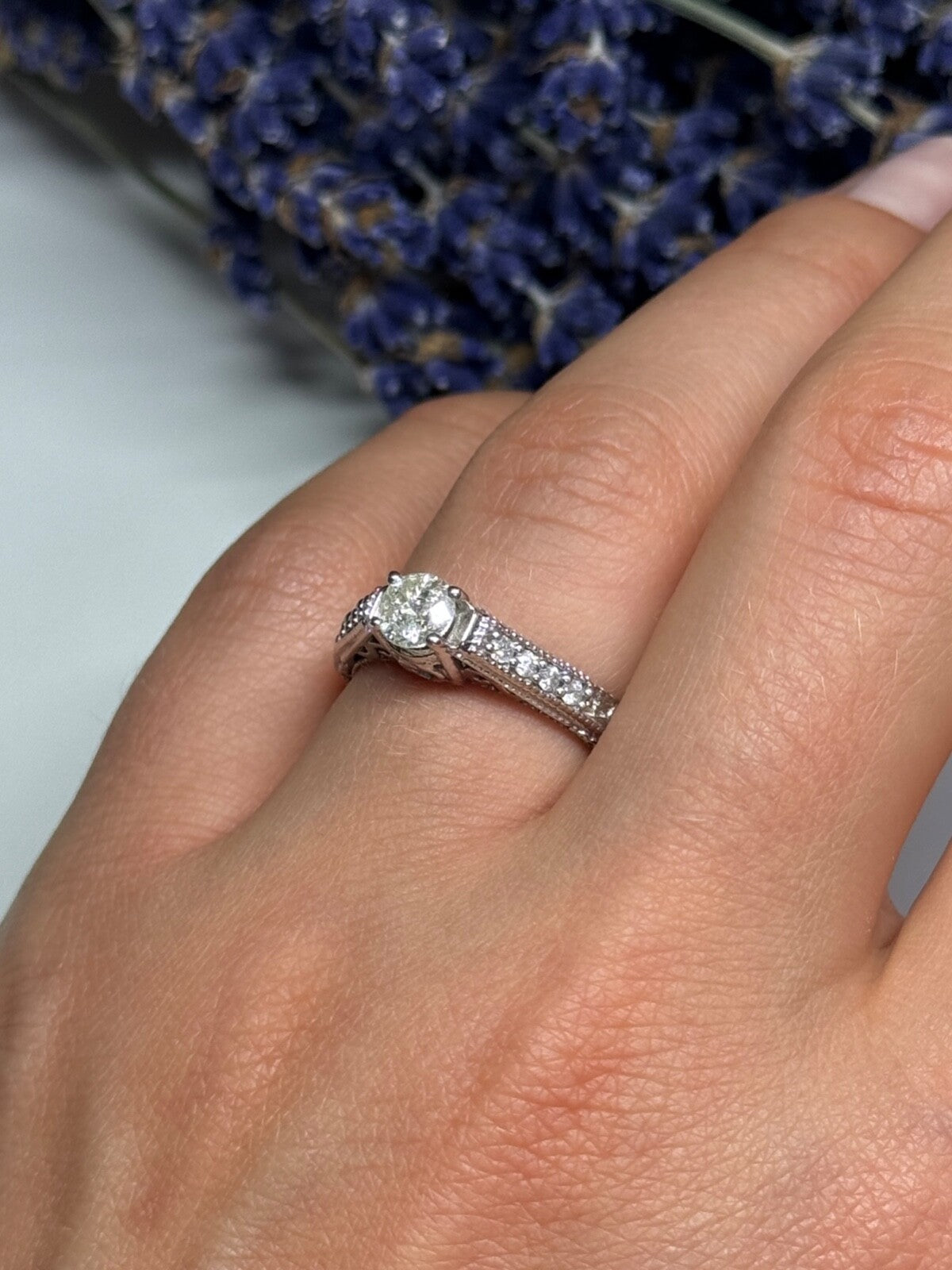 10K White Gold Ring Sapphire Size 6.5