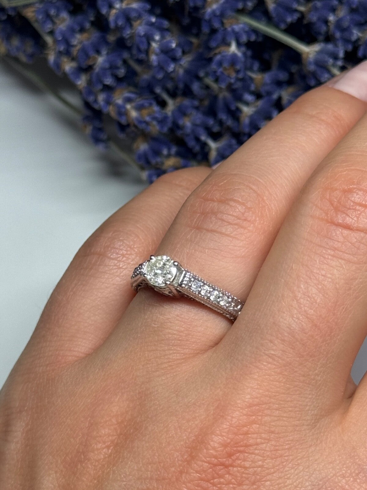 10K White Gold Ring Sapphire Size 6.5