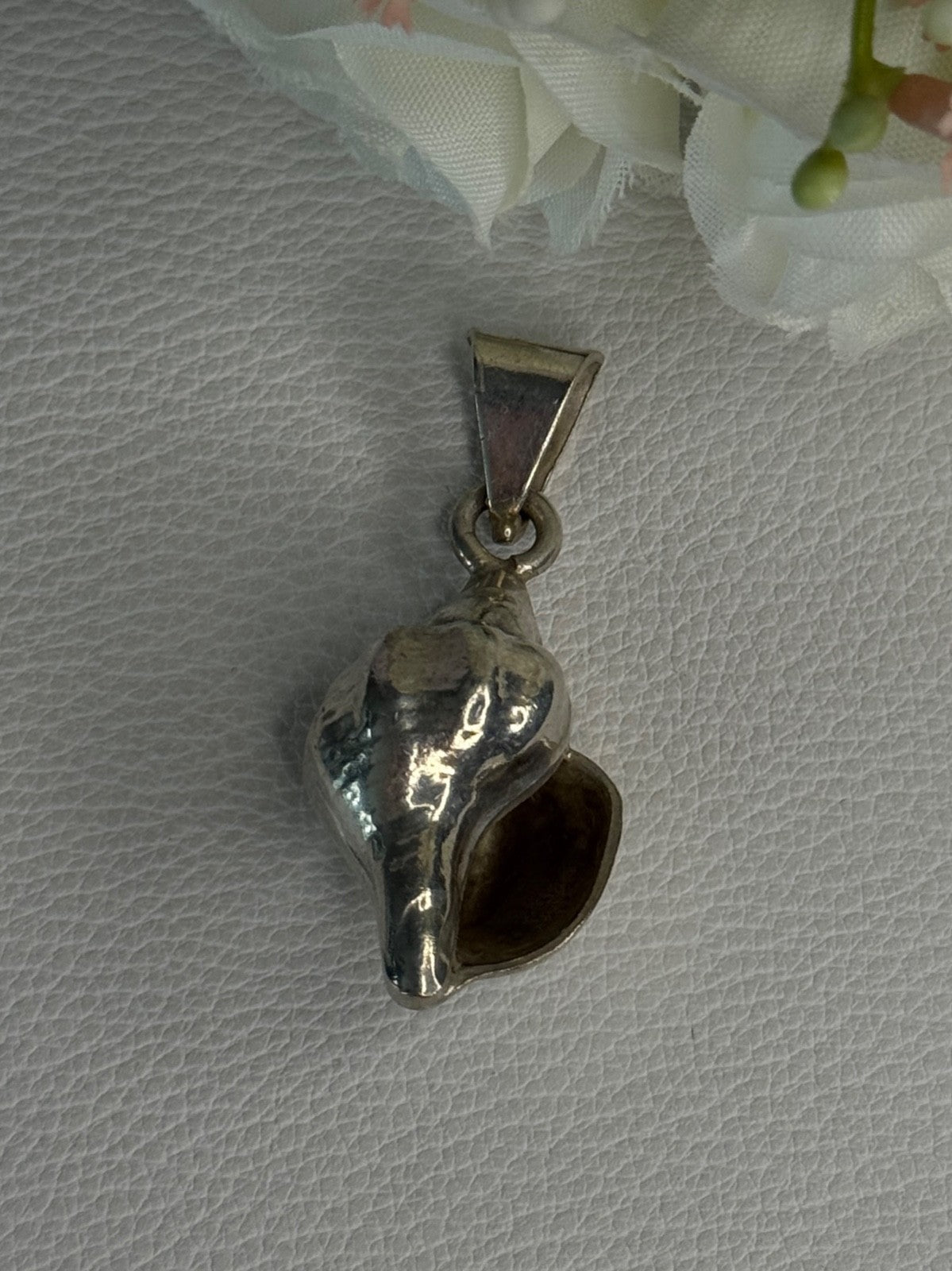 925 Sterling Silver Shell Pendant Length 1.80 Inch
