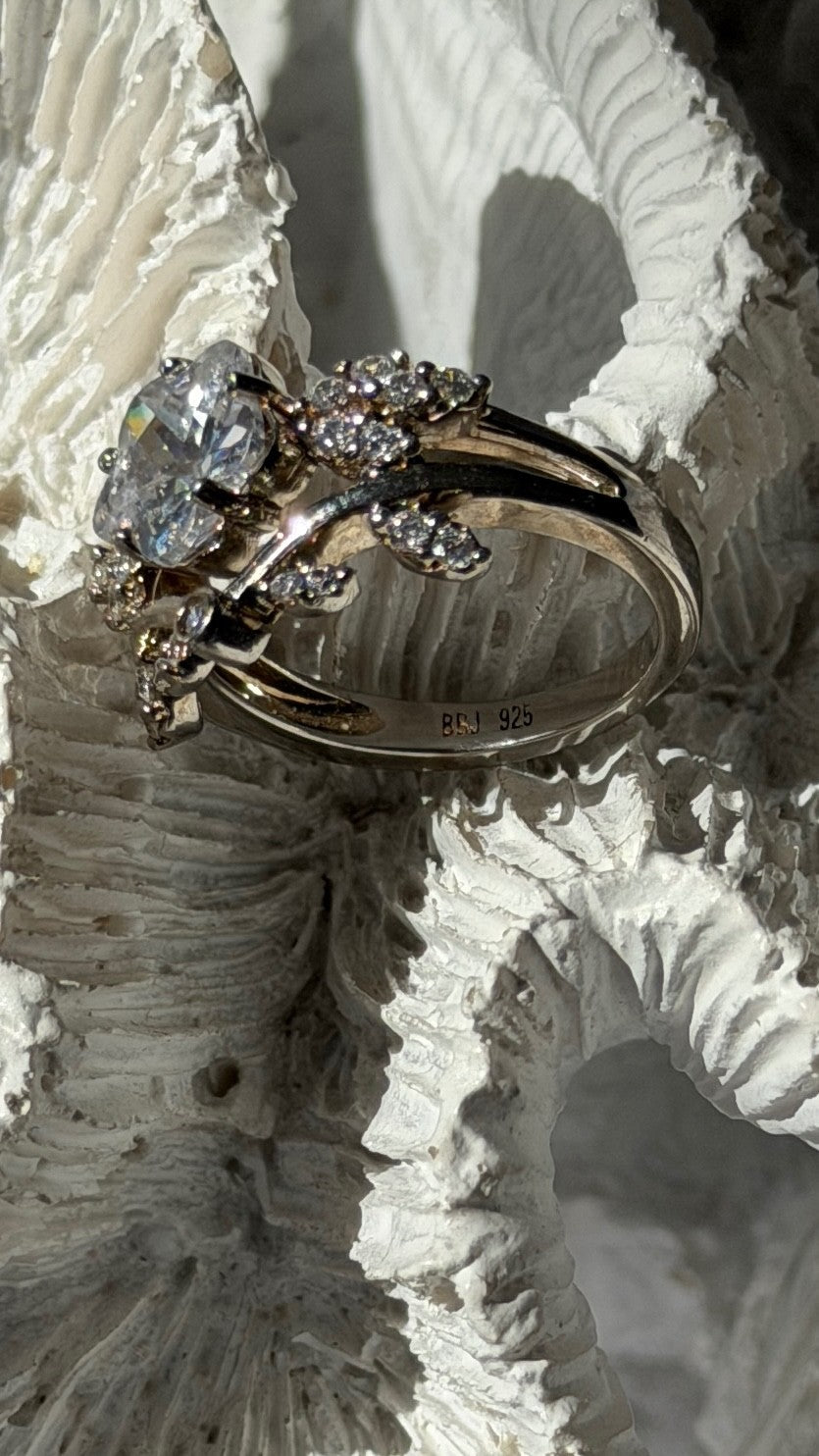 925 Sterling Silver White Topaz Flower Ring Size 5