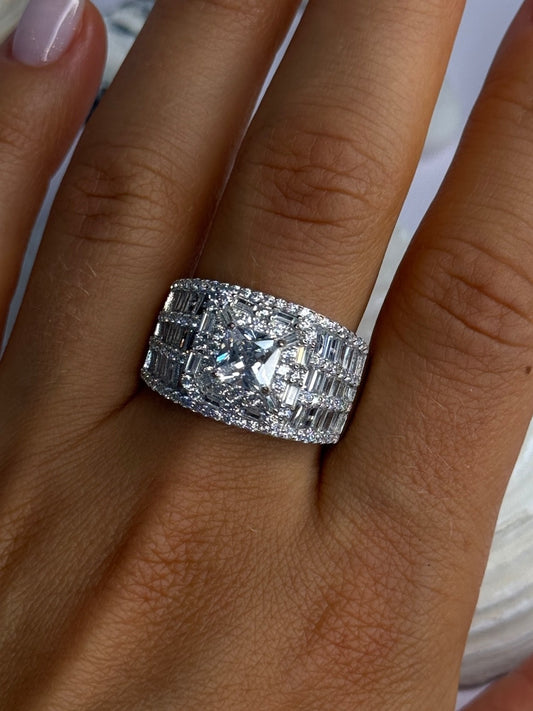 Shiny 925 Sterling Silver Cz Ring Size 11