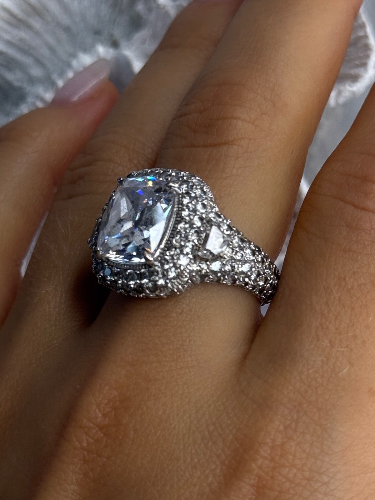Beautiful Design 925 Sterling Silver Cz Ring Size 9