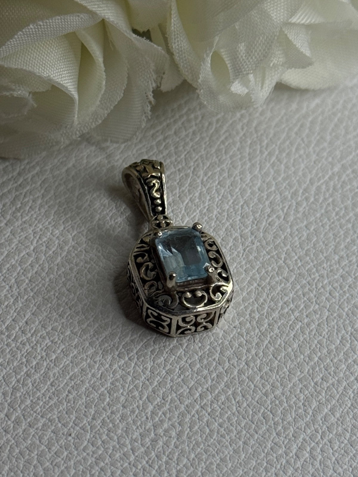 925 Sterling Silver Blue Topaz Pendant Length 1 Inch