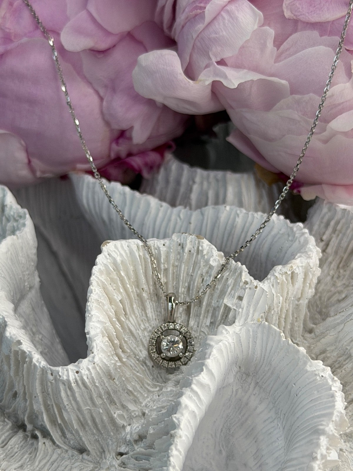 14K White Gold Diamonds tcw 0.36 ct Necklace