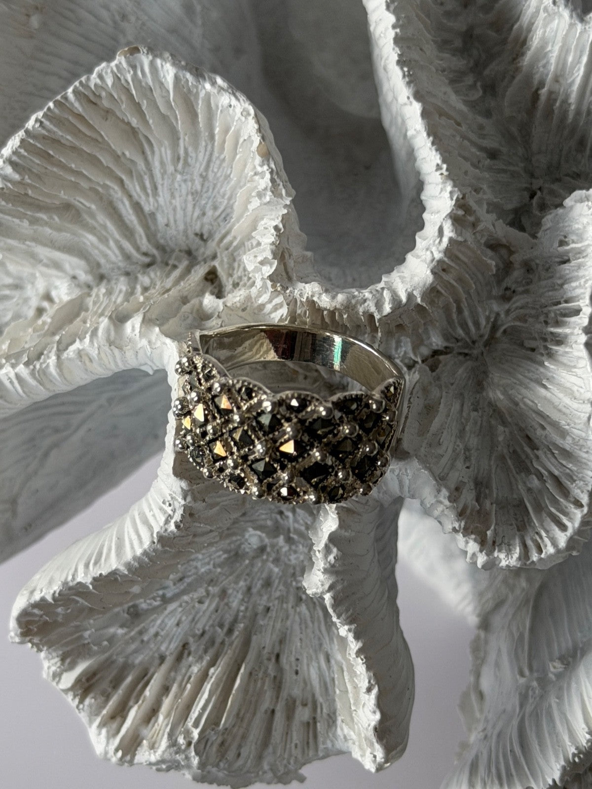 Vintage 925 Sterling Silver Marcasite Ring Size 8
