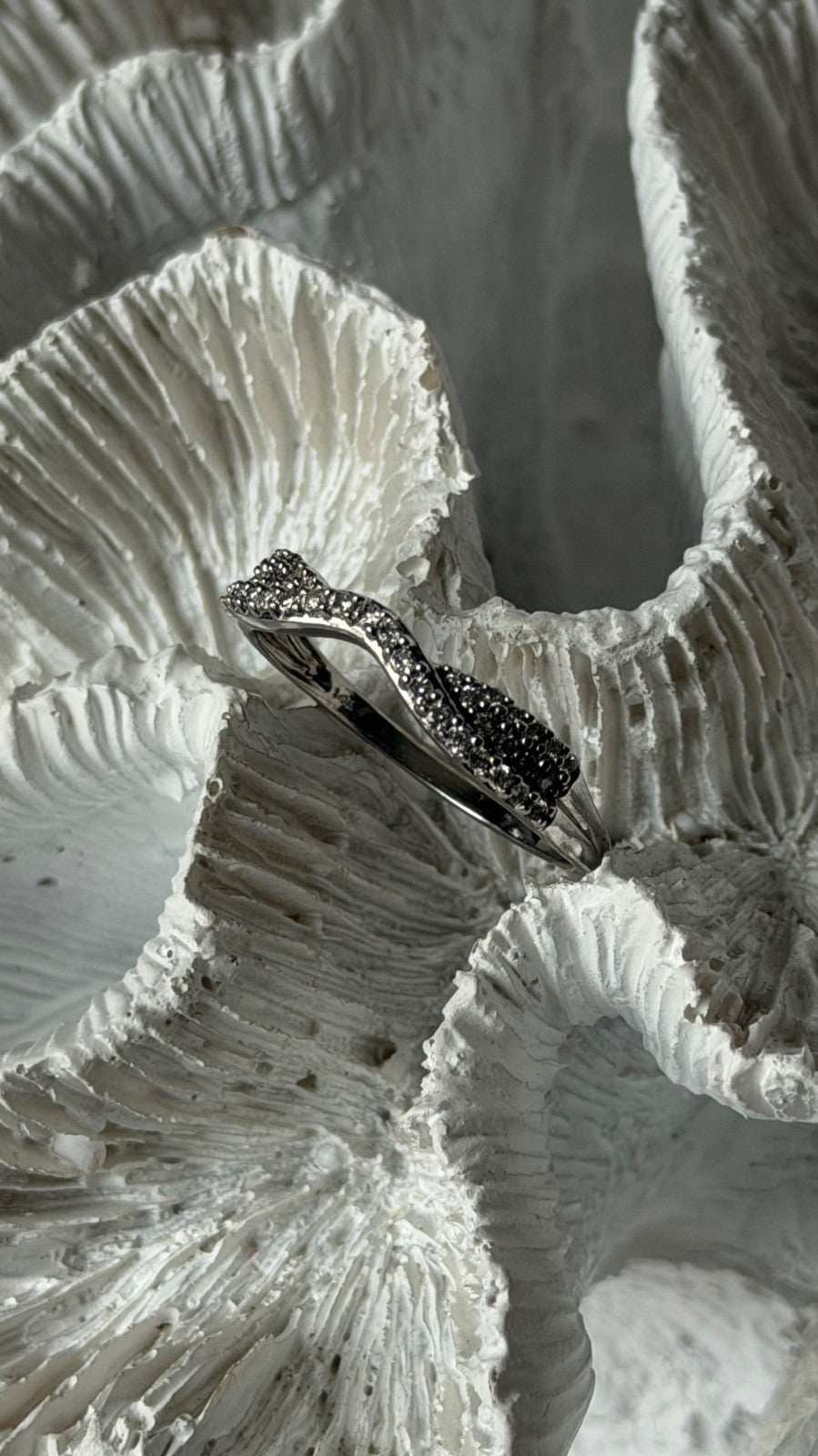 14K White Gold Diamond 0.41 carat Ring Size 11