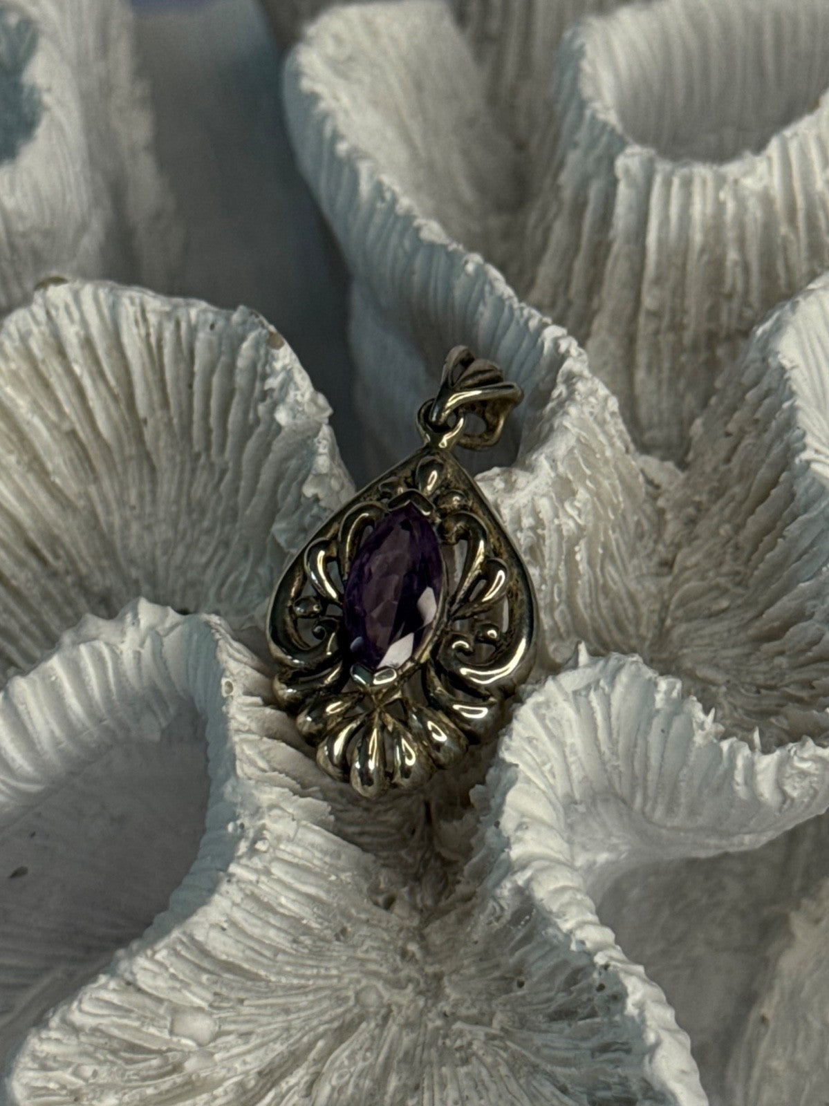 Classy 925 Sterling Silver Amethyst Pendant Length 1.20 Inch