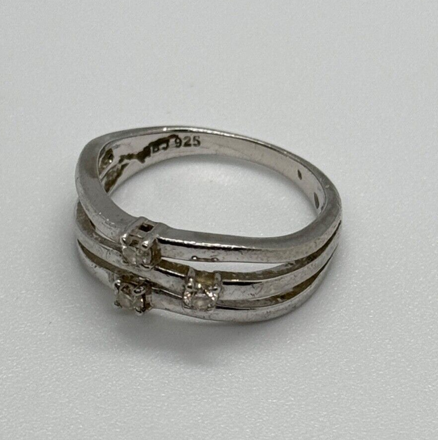 925 Sterling Silver CZ Ring Size 6