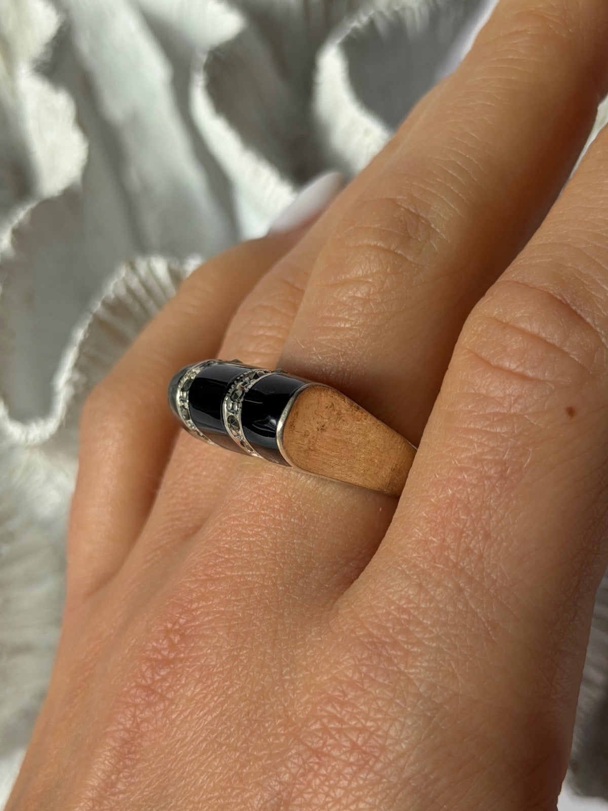 Vintage 925 Sterling Silver Onyx & Marcasite Ring Size 8.5