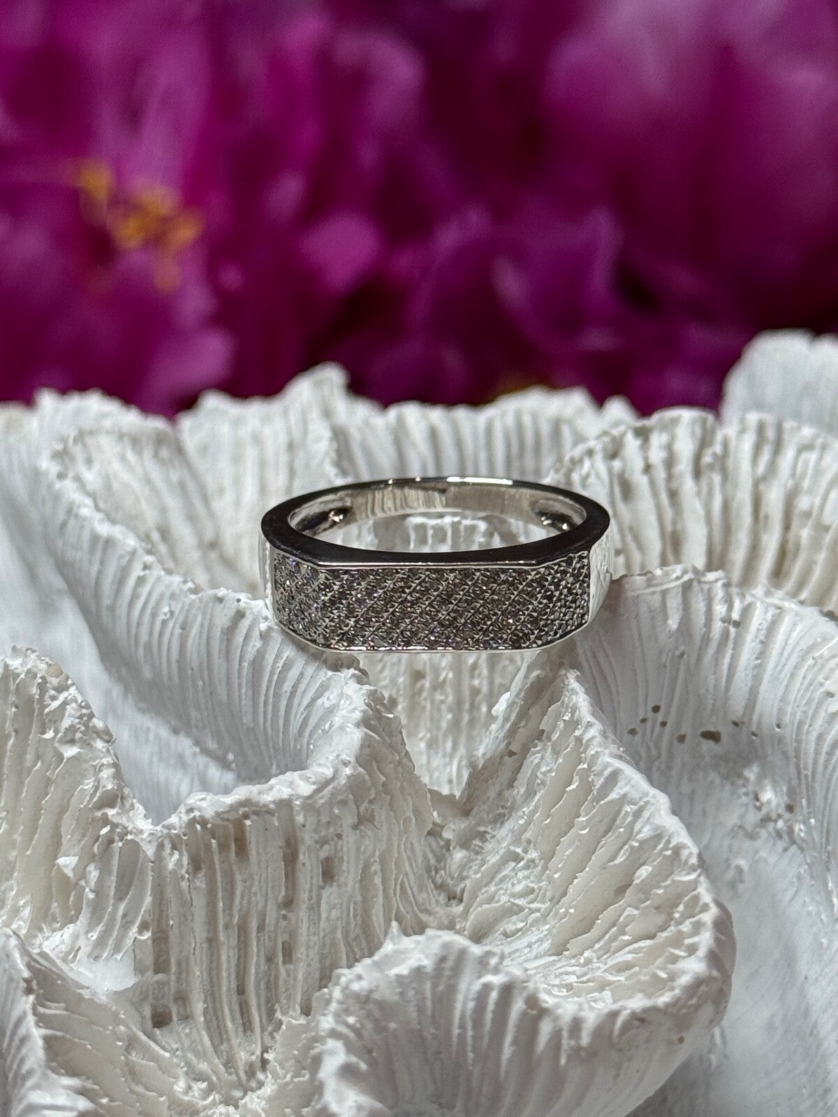 925 Sterling Silver Diamonds Ring Size 9.25