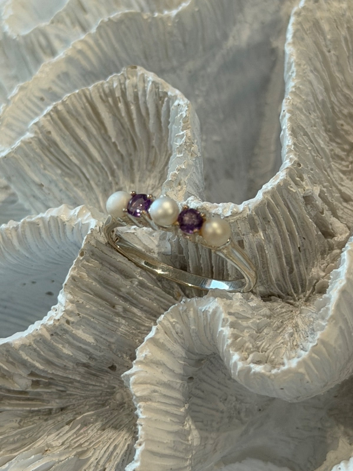 925 Sterling Silver Amethyst & Pearl Ring Size 11